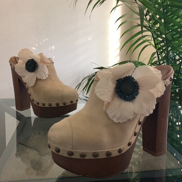 CHANEL Studded Floral High Heel Clog Sandals - Picture 14 of 14